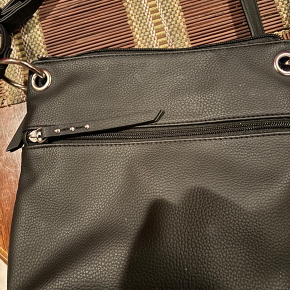 Medium sized Rosetti purse. New. - Picture 8 of 9